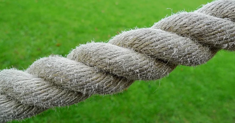 Vérifier la tension et l'alignement : les valeurs chiffrées que je ne trouve nulle part ailleurs
