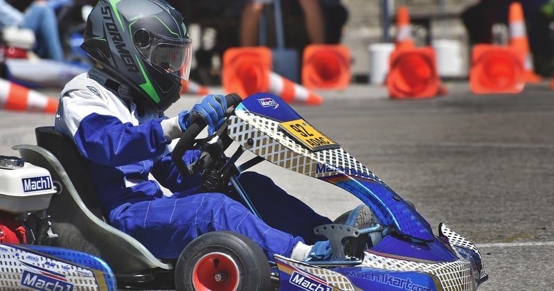 Combien de séances de karting pour progresser rapidement ?