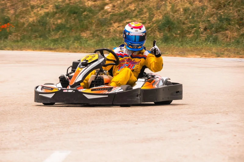 Karting extérieur : le vrai pilotage
